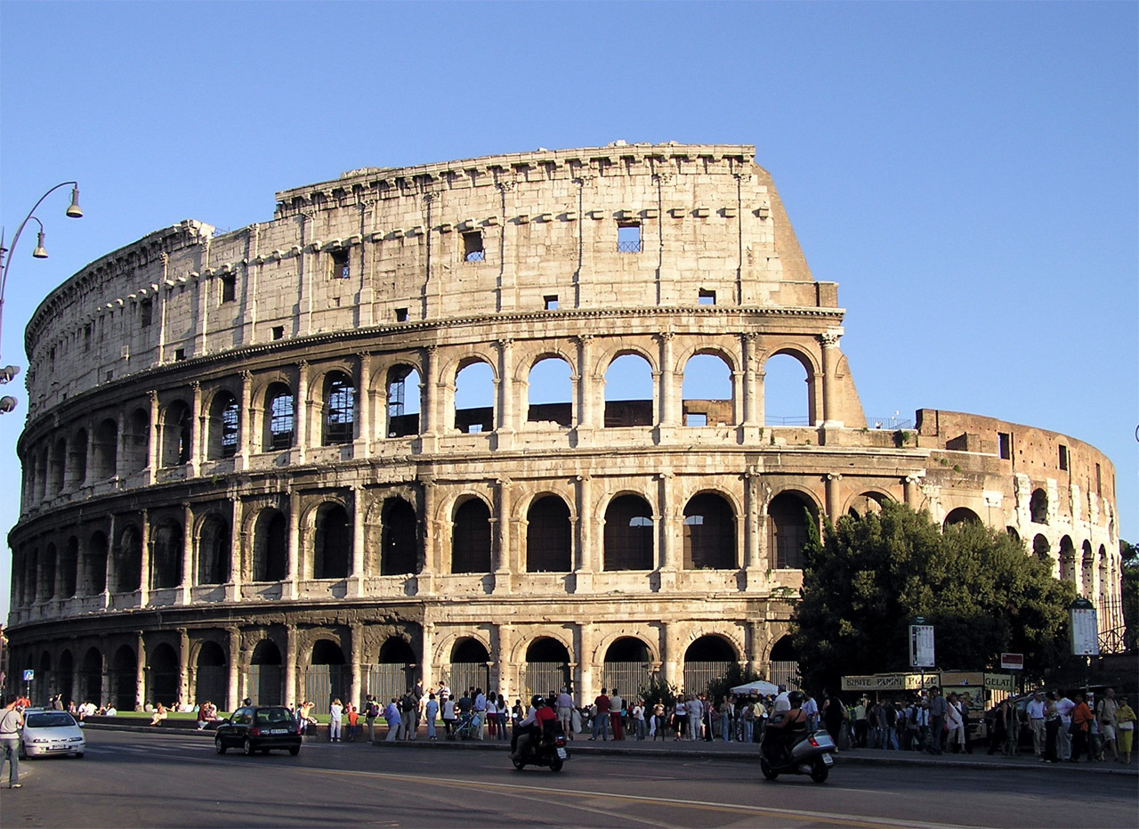 Стена колизея. Римский Колизей. Римский Пантеон и Колизей. Колизей в древнем Риме. Рим Италия достопримечательности.