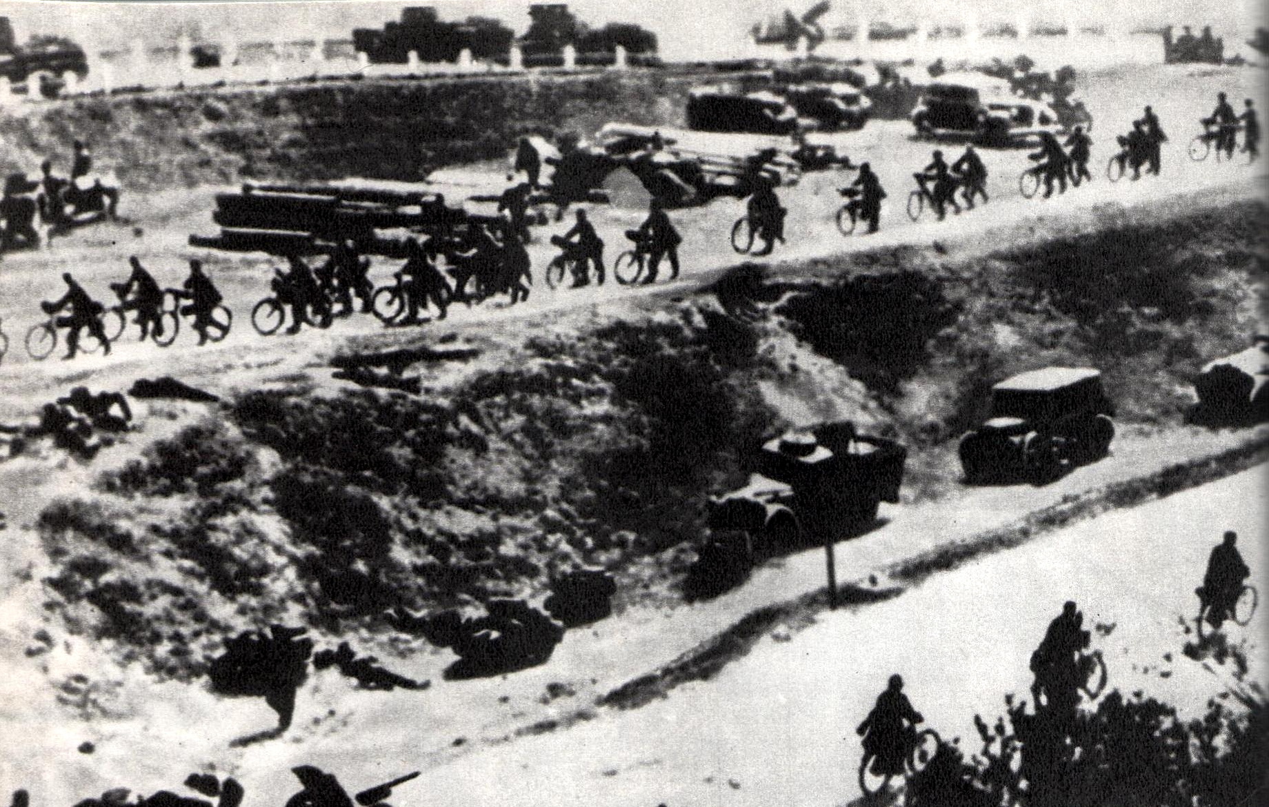 20 июня 1941. Немецкие войска переходят границу СССР 22 июня 1941г. Наступление немцев 22 июня 1941. Наступление фашистских войск в 1941. Нападение Германии на СССР В 1941.