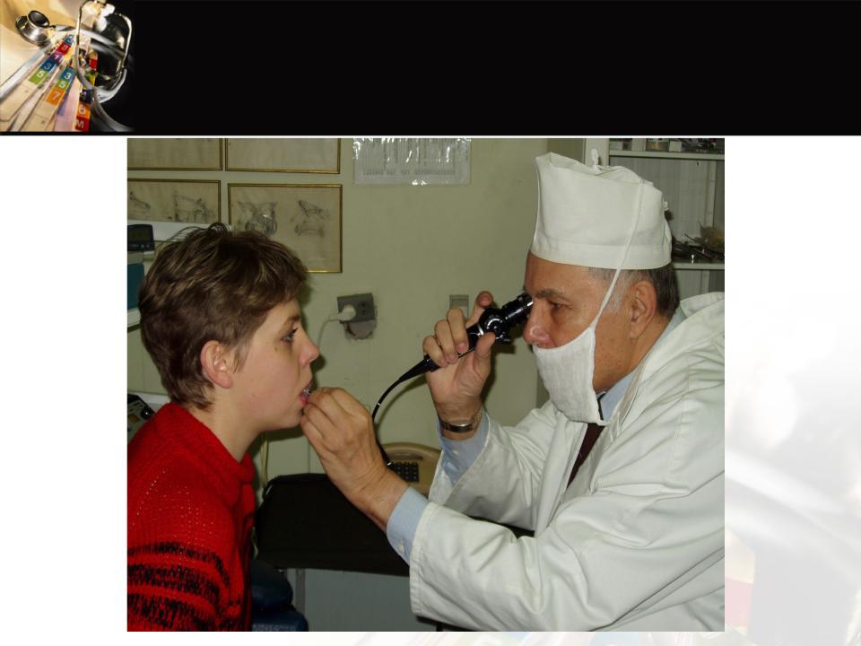Стробоскопия. Фиброларингоскопия гортани. Фиброларингоскопия у детей. Фарингоскопию проводят с помощью. Назальная фиброларингоскопия.